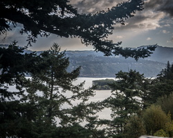Columbia River and Hood River (town)